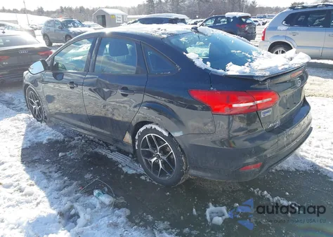 2015 Ford Focus Se z USA, uszkodzony, nr VIN 1FADP3FE8FL377903